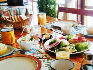 朝食も手を抜かず、準備に1時間半はかける